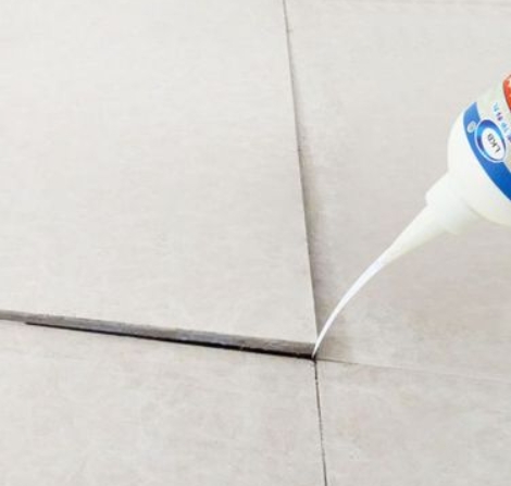 新巴尔虎右瓷砖空鼓维修公司分享卫生间瓷砖脱落的原因可能有以下几点
